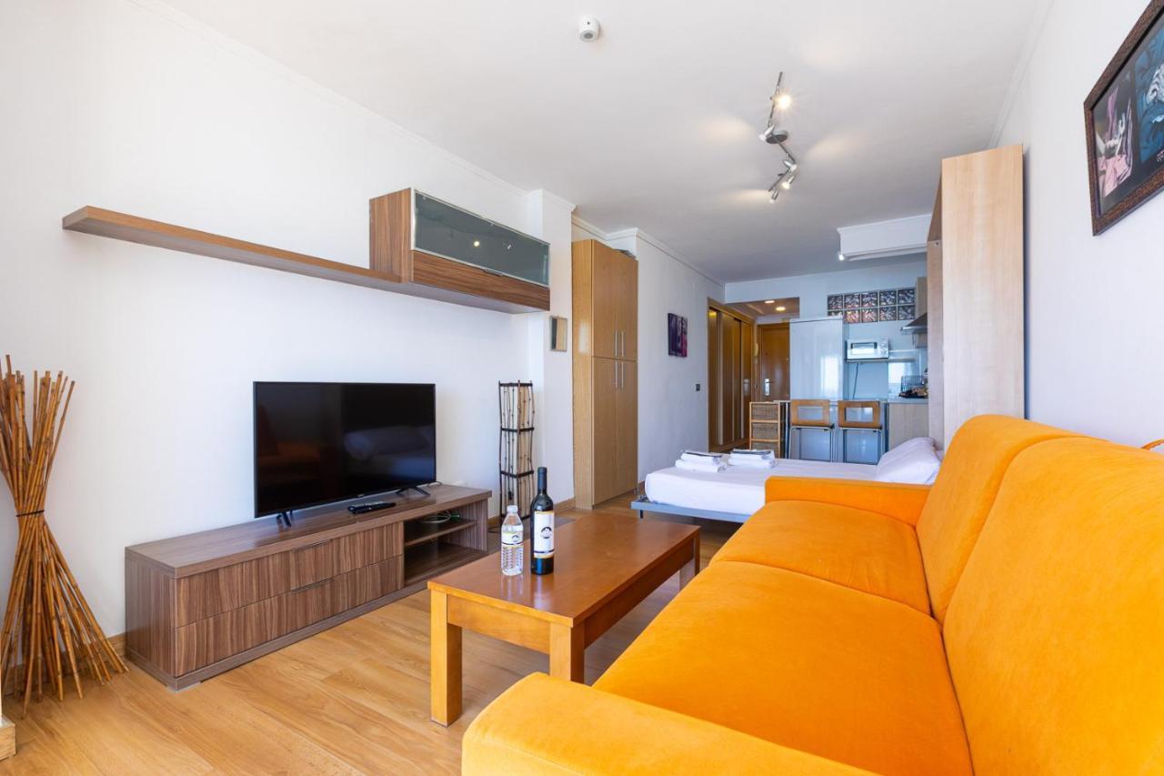 Apartamento El Velero Primera Linea Playa Apartment Torremolinos Luaran gambar