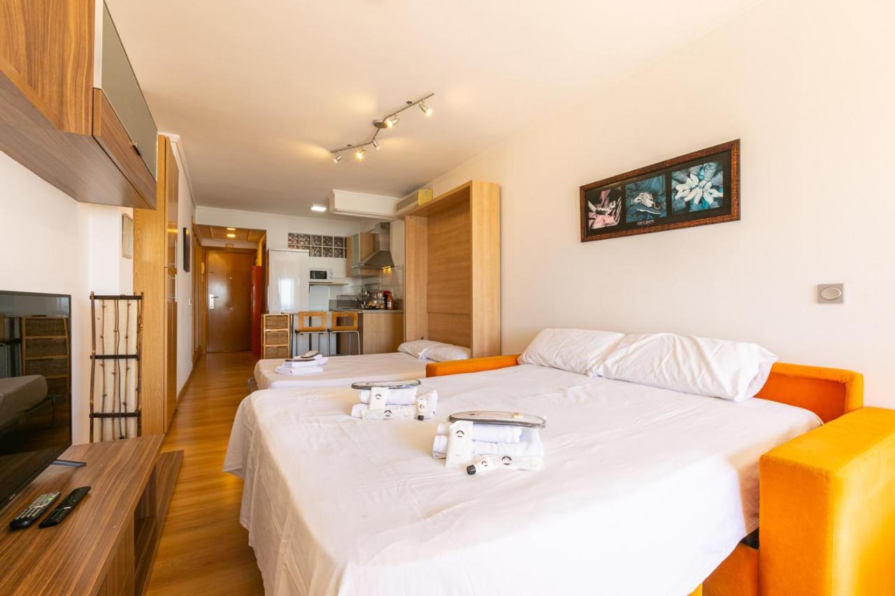 Apartamento El Velero Primera Linea Playa Apartment Torremolinos Luaran gambar